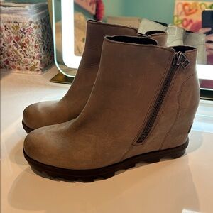 Sorel Tan Wedge Ankle Boots